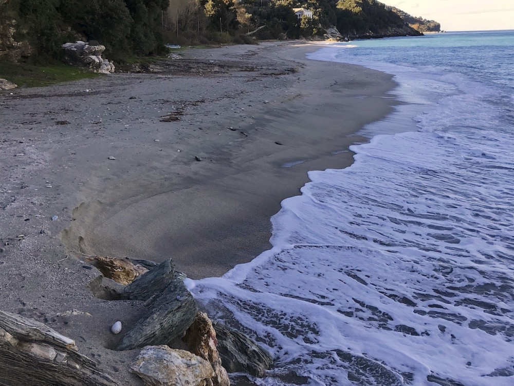 Παραλία Παρίσαιν χειμερινή άποψη