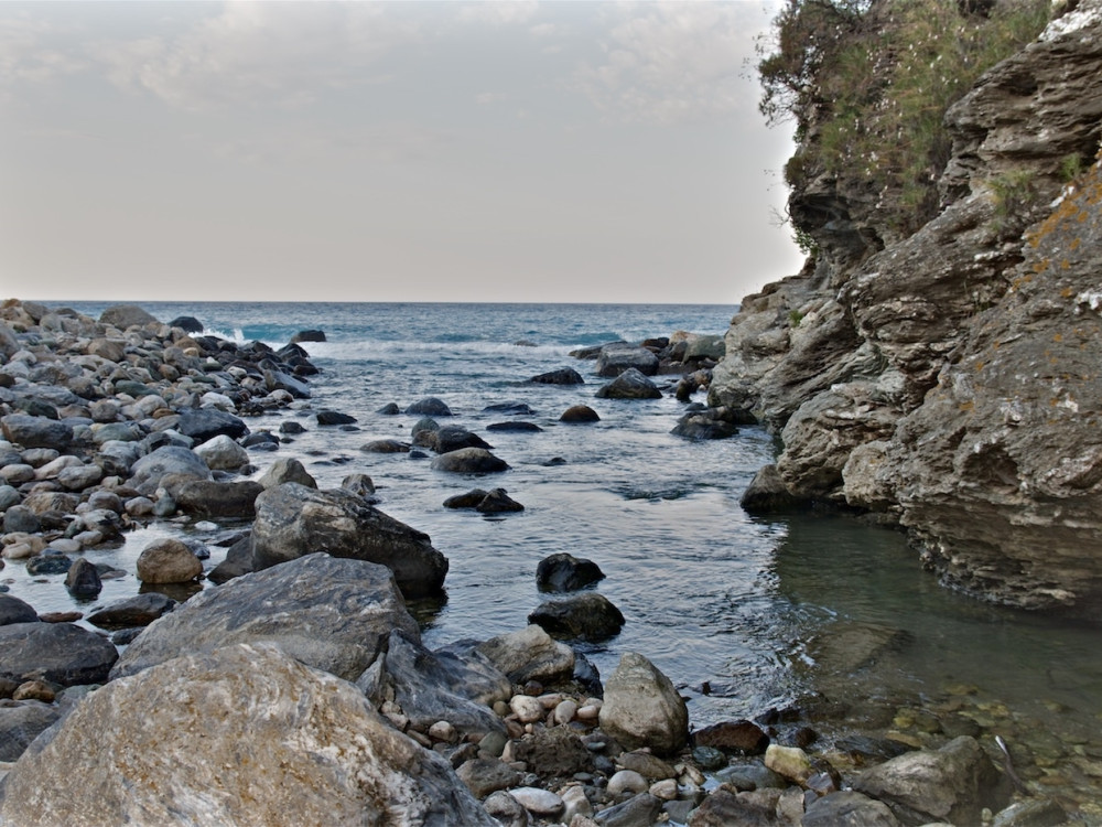 Το ποτάμι απο την Μακρυρράχη καταλήγει στον Μπάνικα