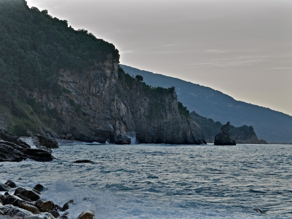 Άποψη του Μπάνικα απο βάρκα